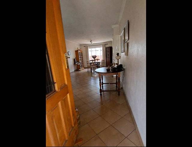 4 BEDROOM PROPERTY TO RENT IN WAVERLEY